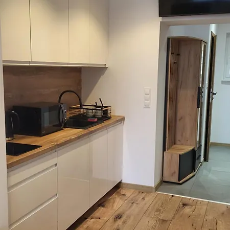 As Elite -studio Centrum Parking * Gliwice